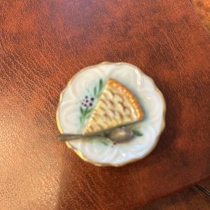 Limoges Box. Pie on a Plate. Hand Painted. Made in France.